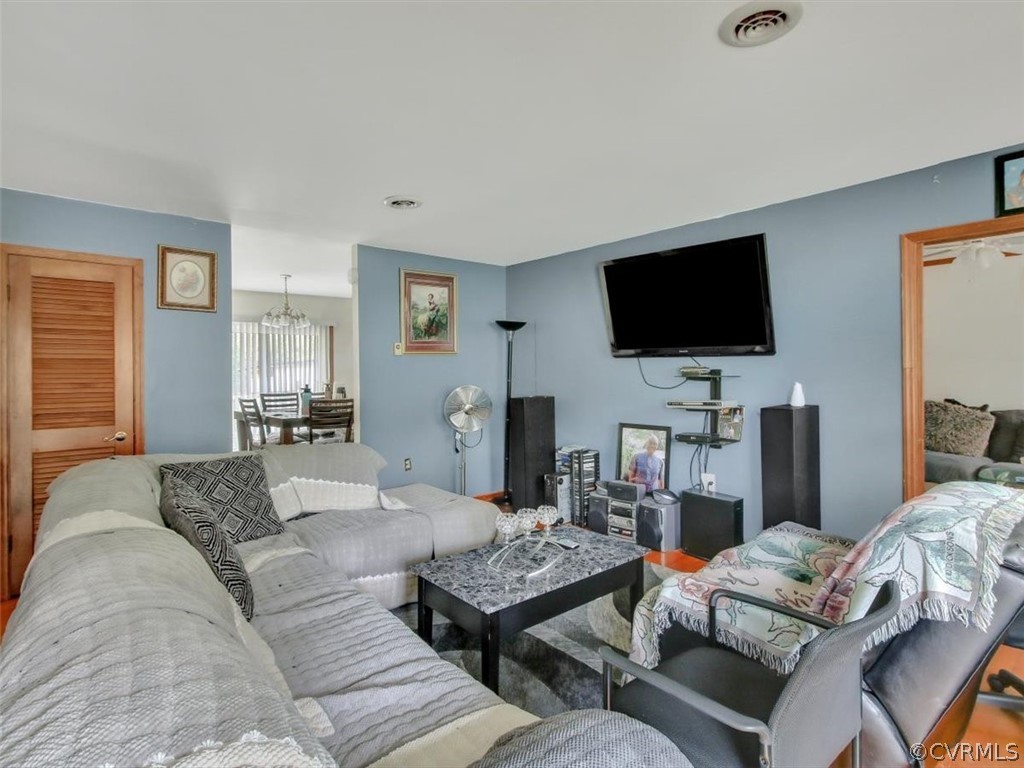 216 North Sylvan Road Waverly, VA 23890 - Photo 3 of 19 Gallery Image 3