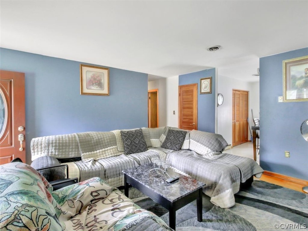 216 North Sylvan Road Waverly, VA 23890 - Photo 4 of 19 Gallery Image 4