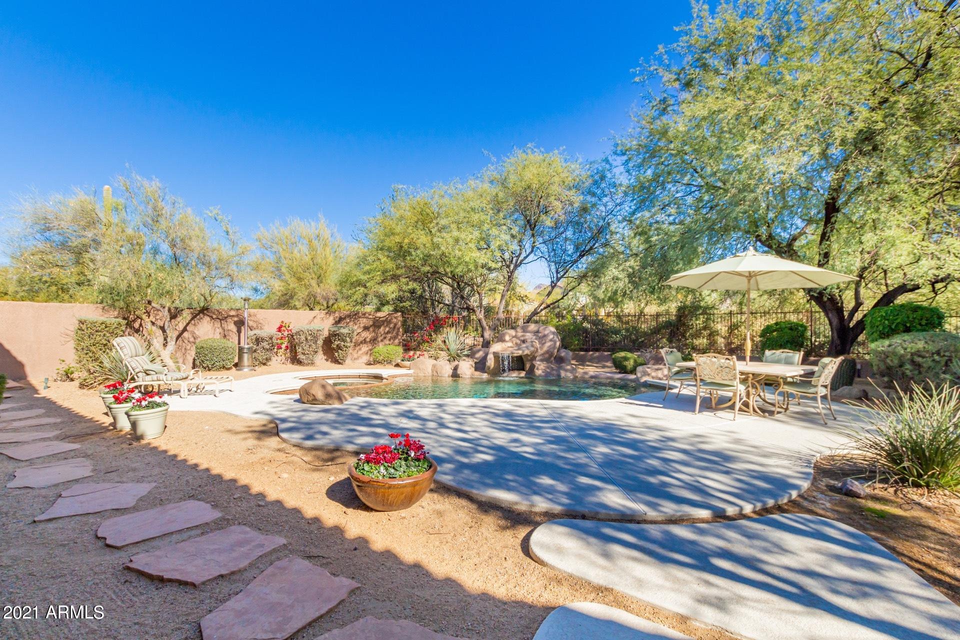 9183 East Mountain Spring Road Scottsdale, AZ 85255 - Photo 6 of 28 0027-Mountain Spring 27