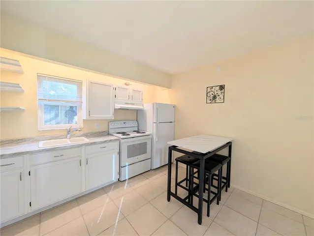 $1,300 | 1118 15th Street West, Bradenton, FL 34205