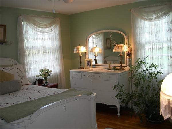 98 Stafford Road Lowell, MA 01852 - Photo 18 of 27 Gallery Image 18