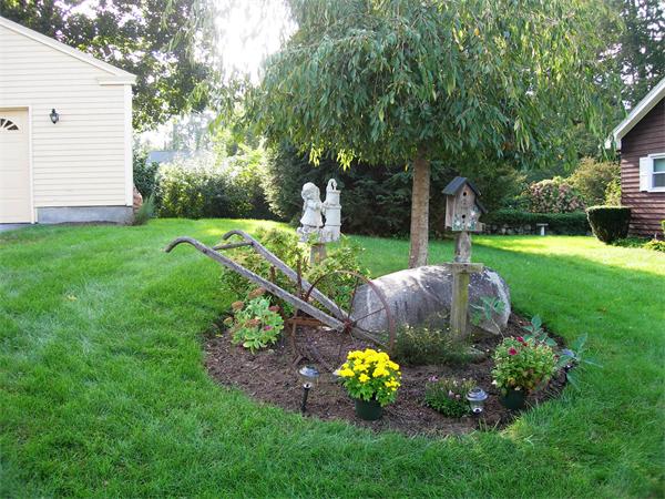 98 Stafford Road Lowell, MA 01852 - Photo 2 of 27 Gallery Image 2