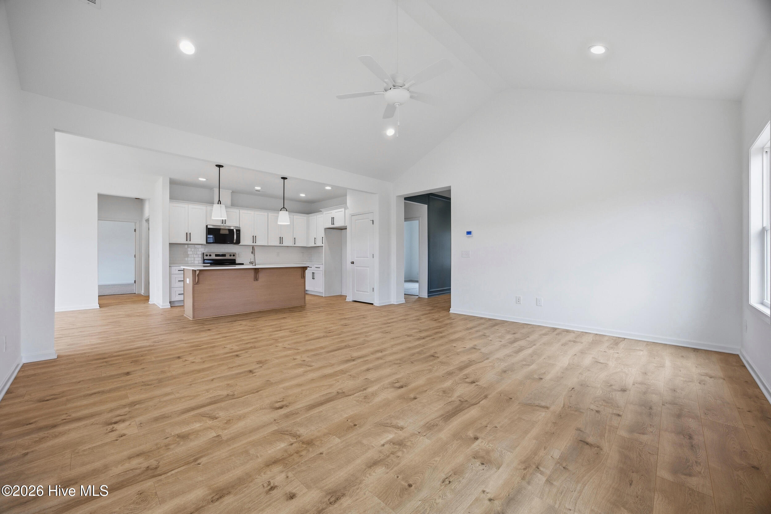 202 East T. Batson Road Burgaw, NC 28425 - Photo 5 of 15