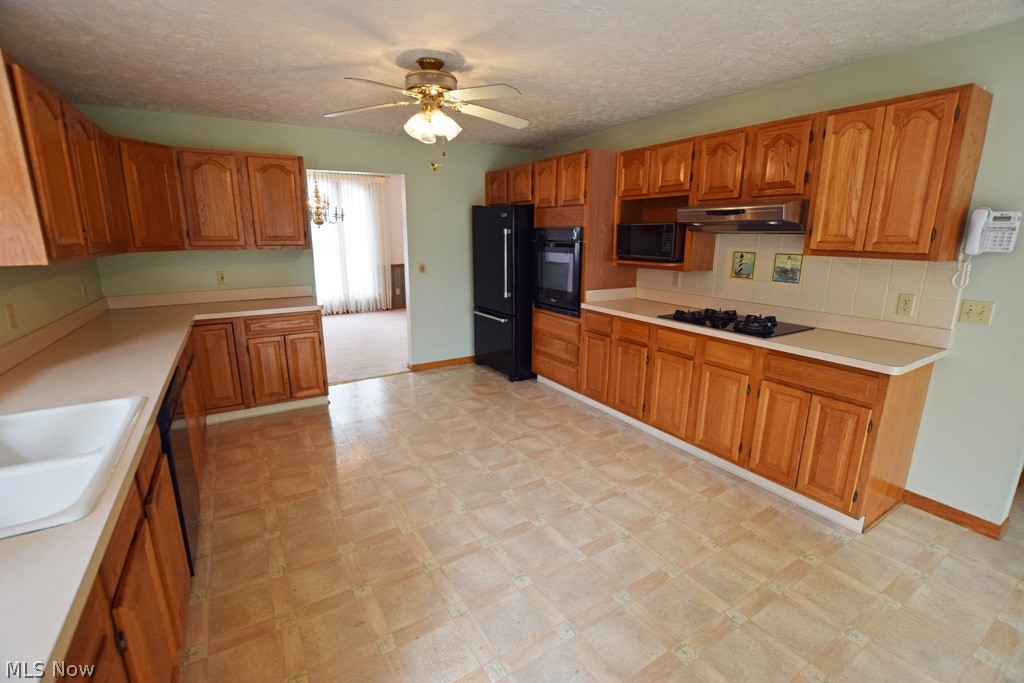 351 Longspur Road Highland Heights, OH 44143 - Photo 3 of 17