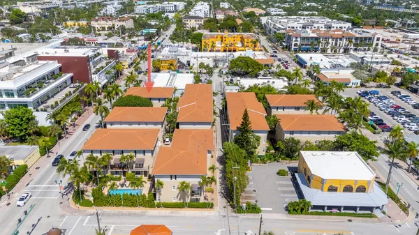 $6,000 | 65 Southeast 5th Avenue, Unit B, Delray Beach, FL 33483