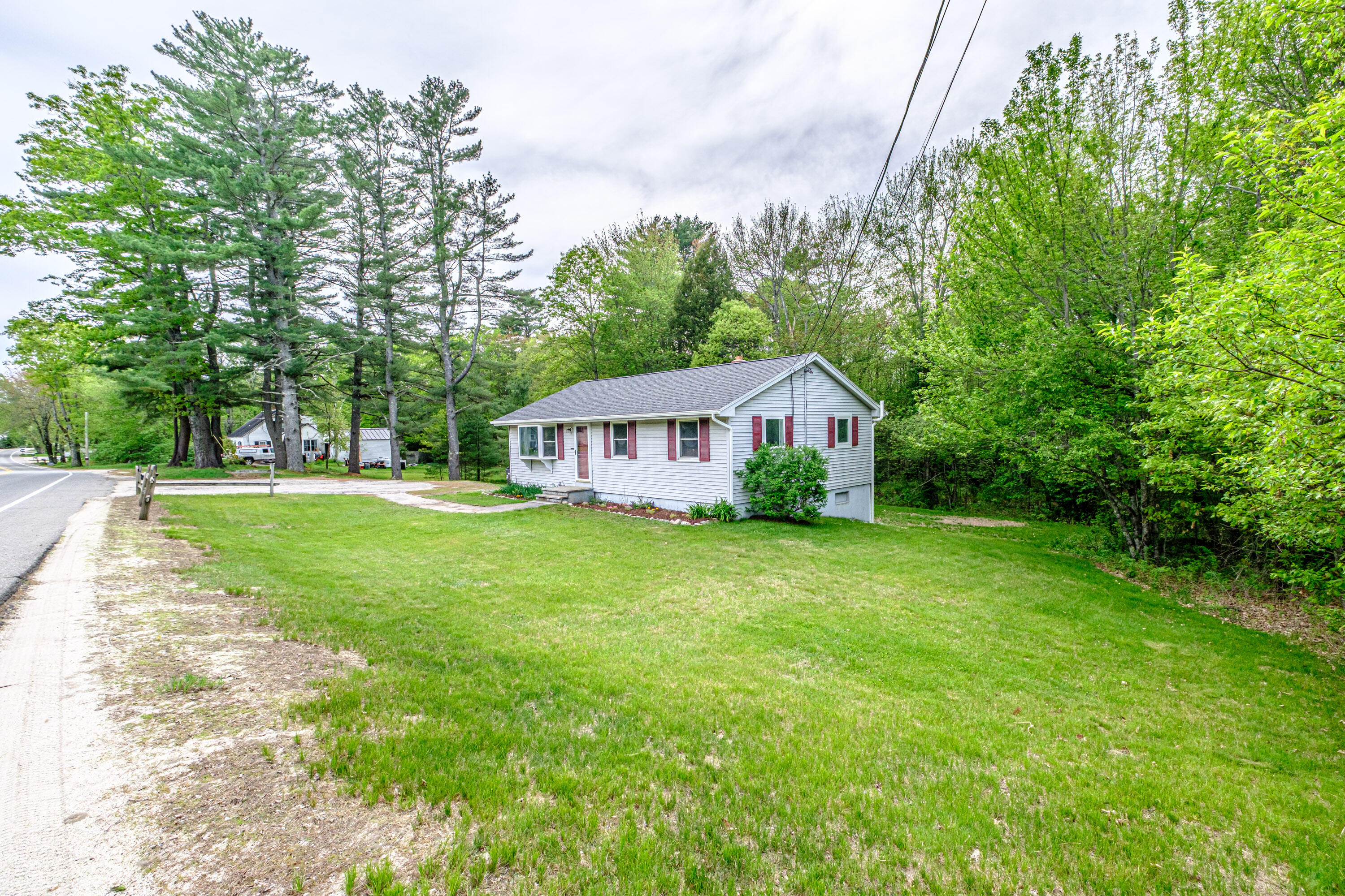 218 Middlesex Road Topsham, ME 04086 - Photo 7 of 62
