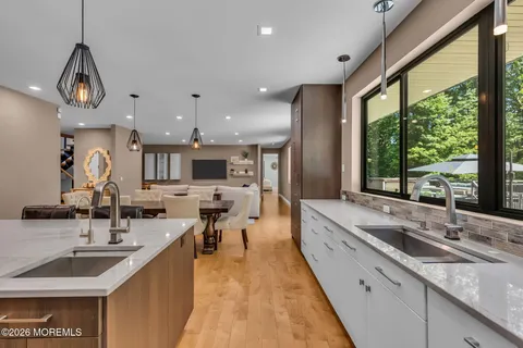 $2,295,000 | 17 Hidden Hollow Terrace, Holmdel, NJ 07733
