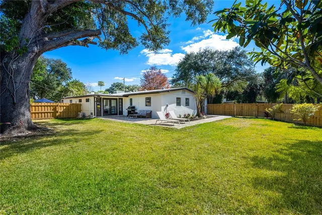 $6,000 | 2311 Waldemere Street, Unit A, Sarasota, FL 34239