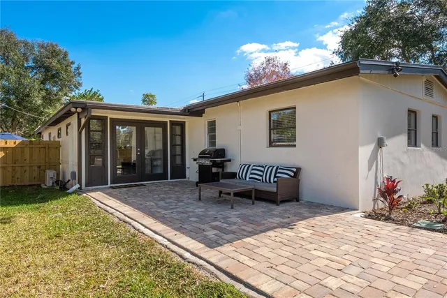 $6,000 | 2311 Waldemere Street, Unit A, Sarasota, FL 34239