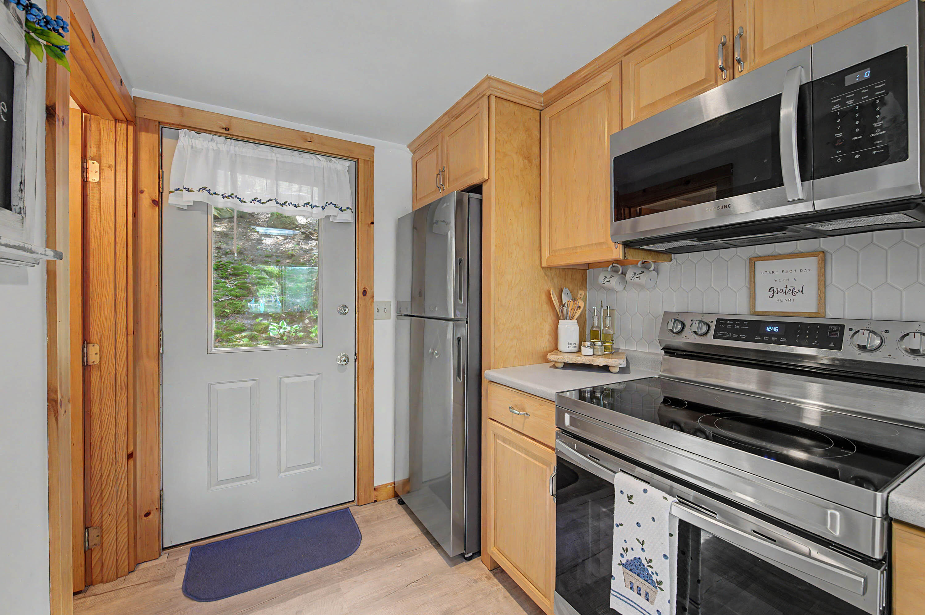 137 Coffee Pond Road Casco, ME 04015 - Photo 7 of 20 pic-4