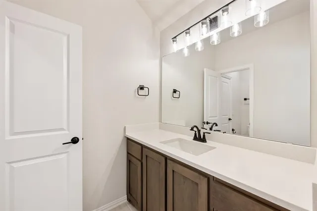 $555,000 | 1209 Deacon Drive, Midlothian, TX 76065