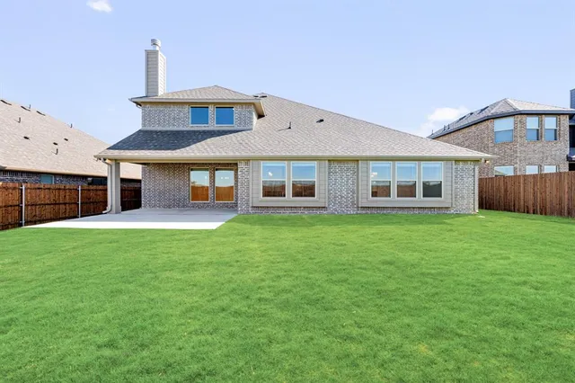 $555,000 | 1209 Deacon Drive, Midlothian, TX 76065