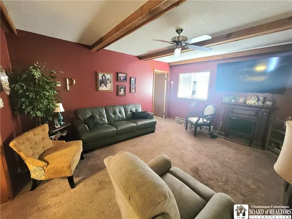 $225,000 | 28 Laurie Lane, Jamestown, NY 14701