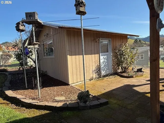 $340,000 | 111 Southeast Cerrito Court, Myrtle Creek, OR 97457