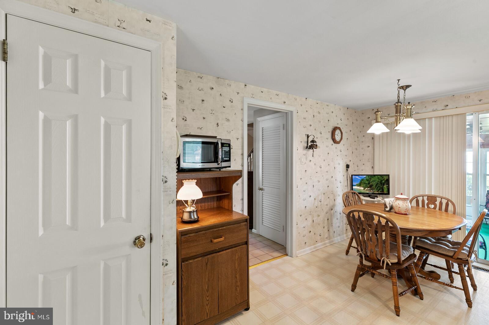 117 Pine Valley Road Cherry Hill, NJ 08034 - Photo 10 of 25