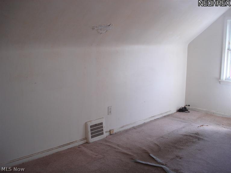 19404 Libby Road Maple Heights, OH 44137 - Photo 15 of 22 Gallery Image 15