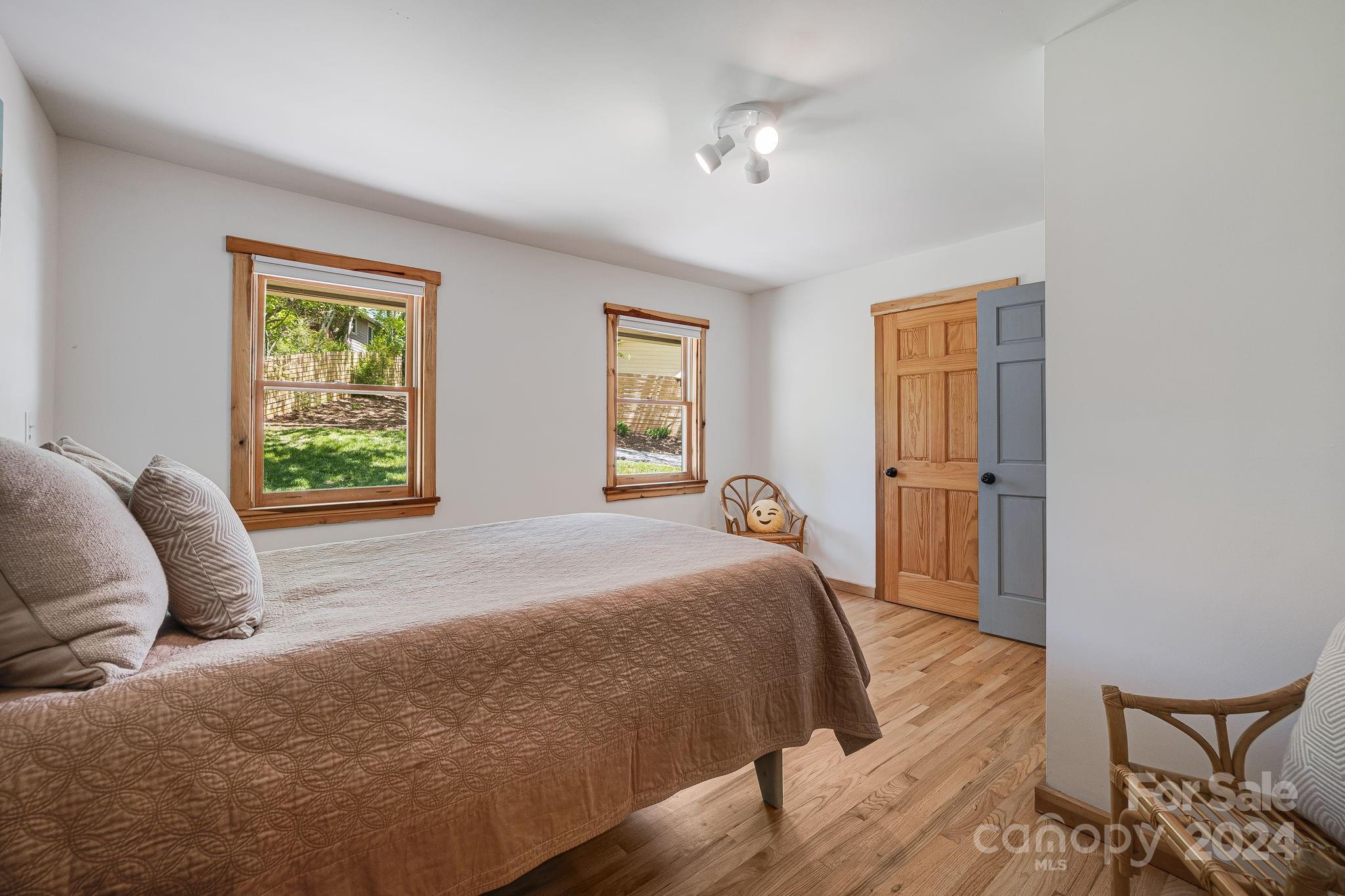 23 Pershing Road Asheville, NC 28805 - Photo 14 of 27 Gallery Image 14
