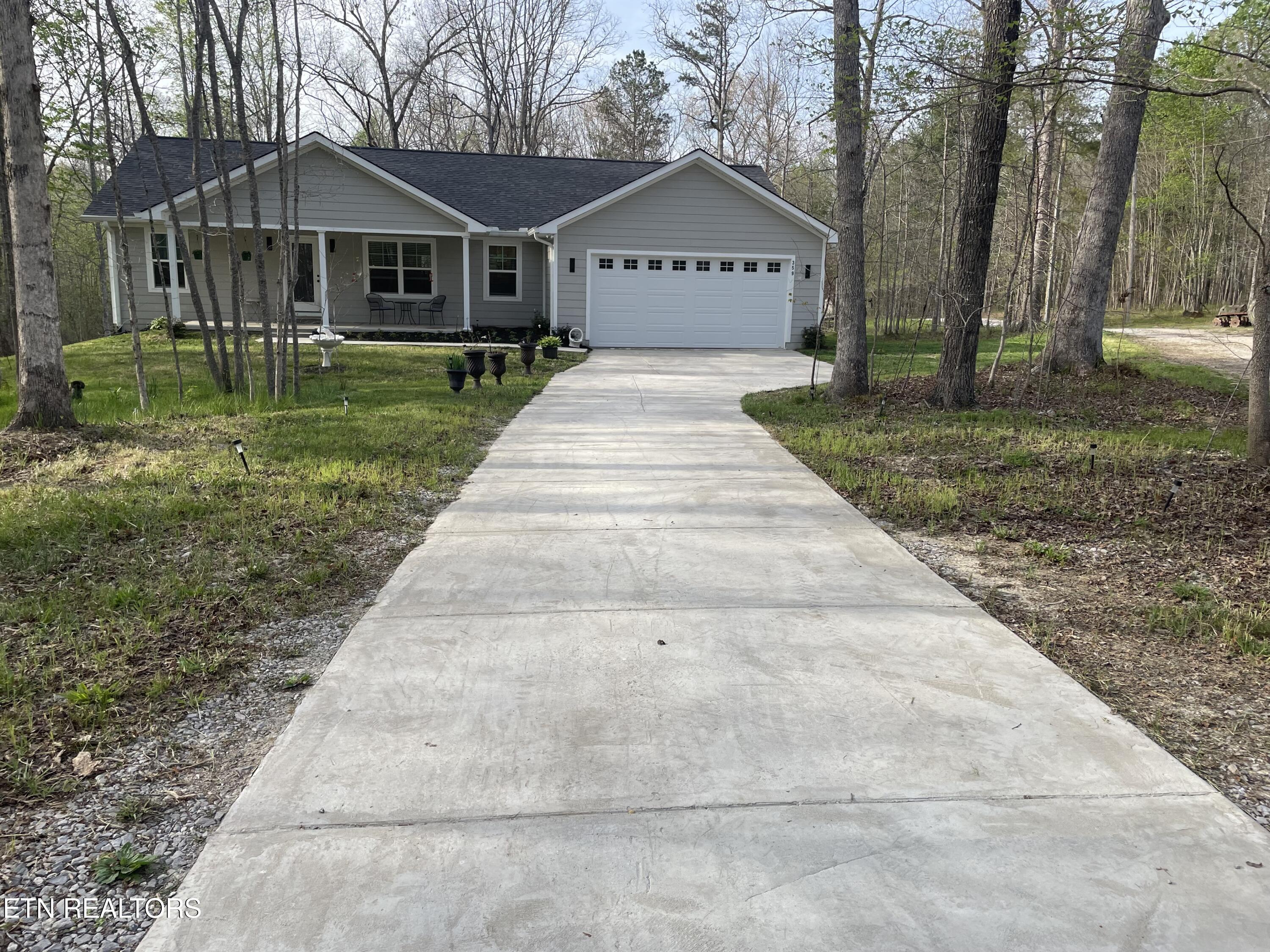 359 Youngs Ford Road Jamestown, TN 38556 - Photo 2 of 31 IMG_9526