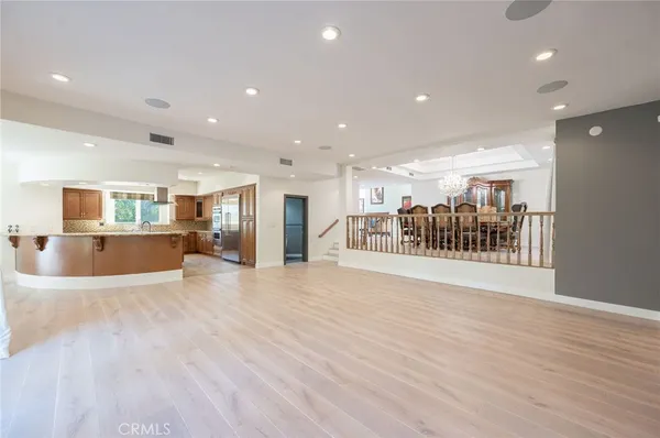 $8,900 | 3331 Oakmont View Drive, Glendale, CA 91208