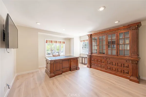 $8,900 | 3331 Oakmont View Drive, Glendale, CA 91208