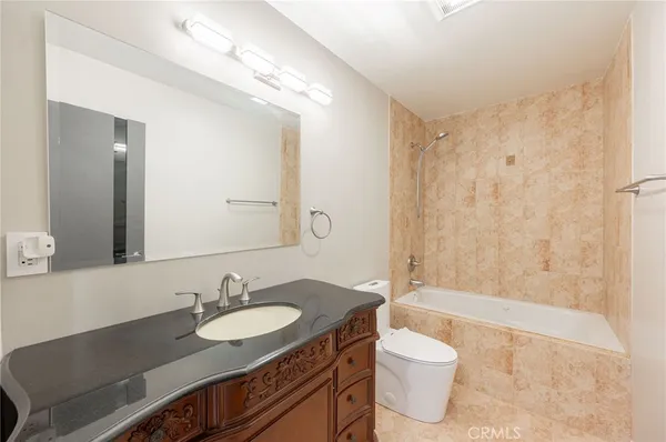 $8,900 | 3331 Oakmont View Drive, Glendale, CA 91208