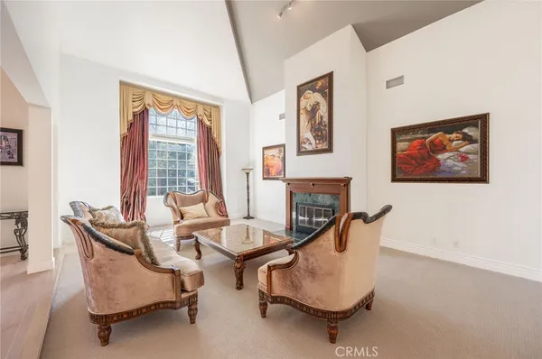 $8,900 | 3331 Oakmont View Drive, Glendale, CA 91208