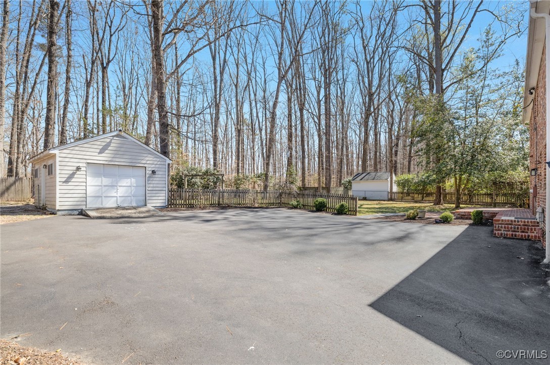 4001 Cheyenne Road Richmond, VA 23235 - Photo 44 of 48 Gallery Image 44