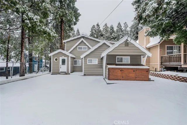 $628,000 | 707 Rocky Loop, Crestline, CA 92325