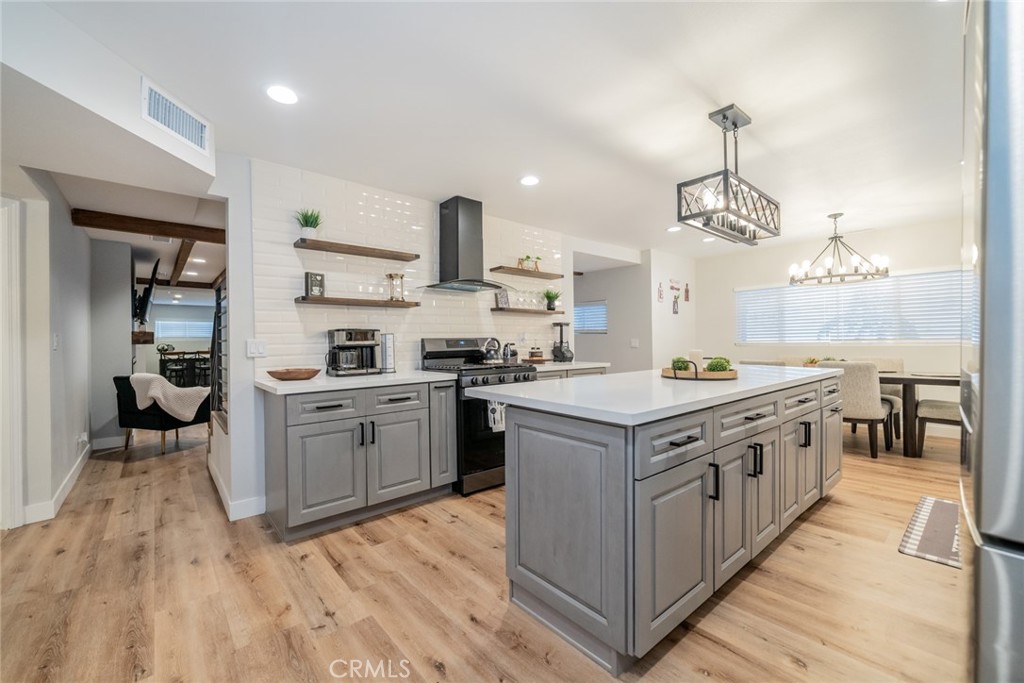 707 Rocky Loop Crestline, CA 92325 - Photo 7 of 50