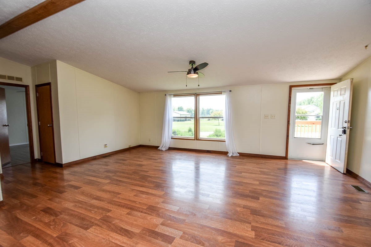 4155 East Farr Road Bloomington, IN 47408 - Photo 2 of 21