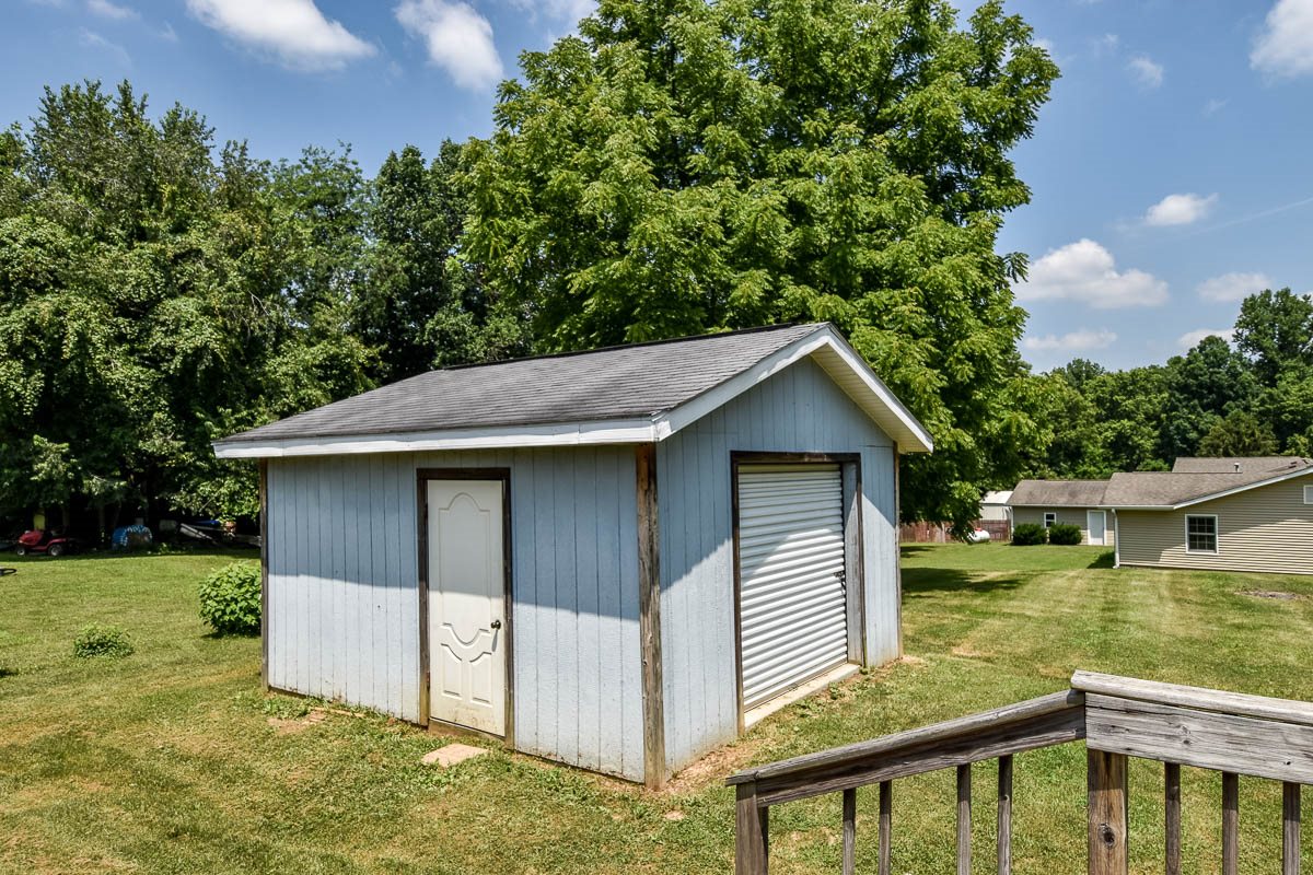 4155 East Farr Road Bloomington, IN 47408 - Photo 18 of 21