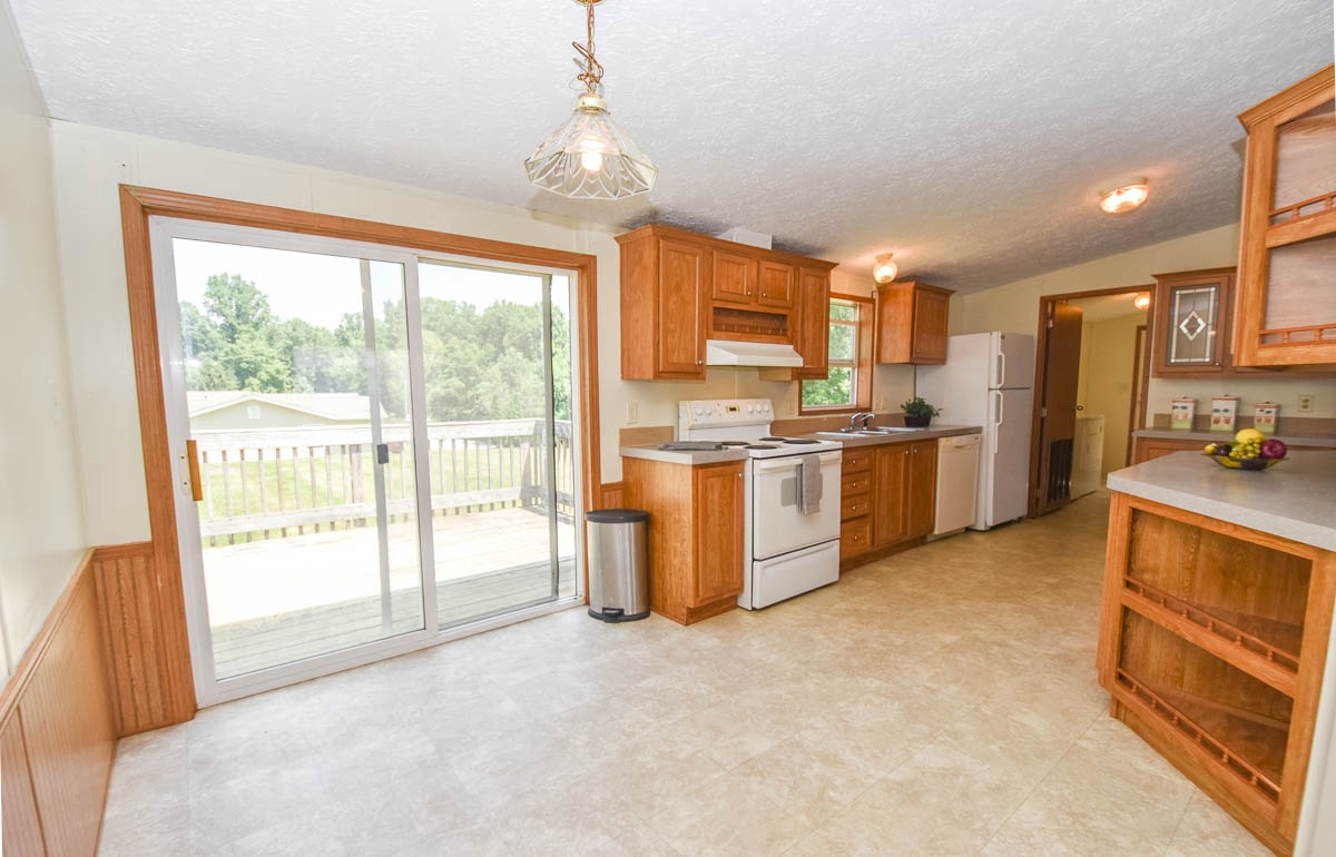 4155 East Farr Road Bloomington, IN 47408 - Photo 7 of 21
