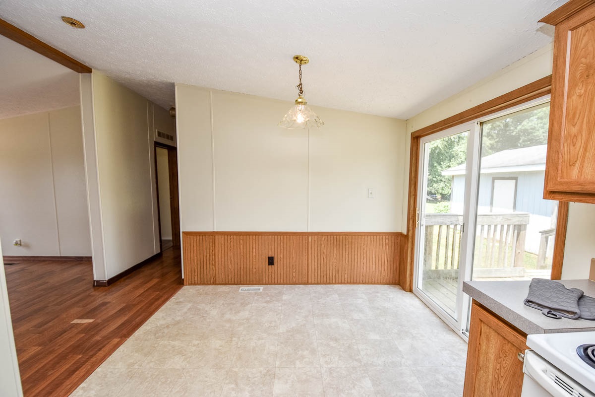 4155 East Farr Road Bloomington, IN 47408 - Photo 9 of 21