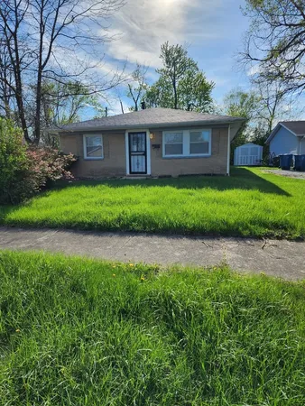 $169,900 | 1942 Beacon Court, Chicago Heights, IL 60411