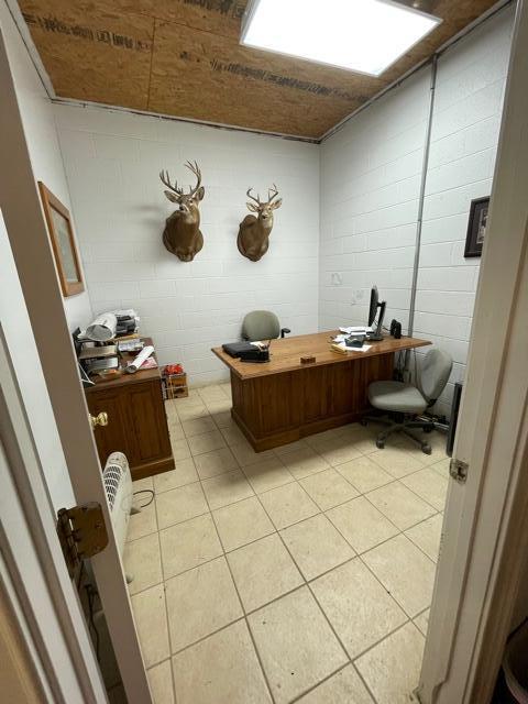 830 Cannon Road LaFayette, GA 30728 - Photo 7 of 7 Office