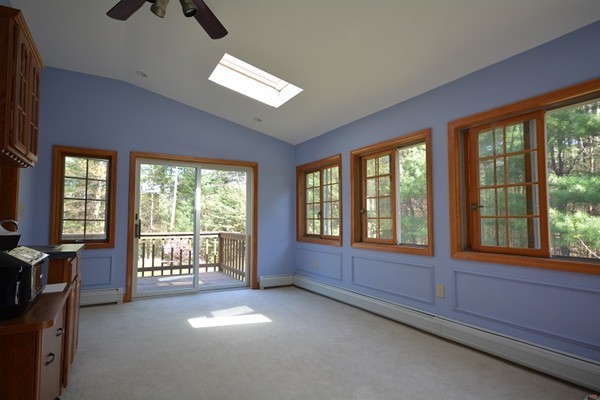 10 Natalie Road Chelmsford, MA 01824 - Photo 11 of 30 Gallery Image 11