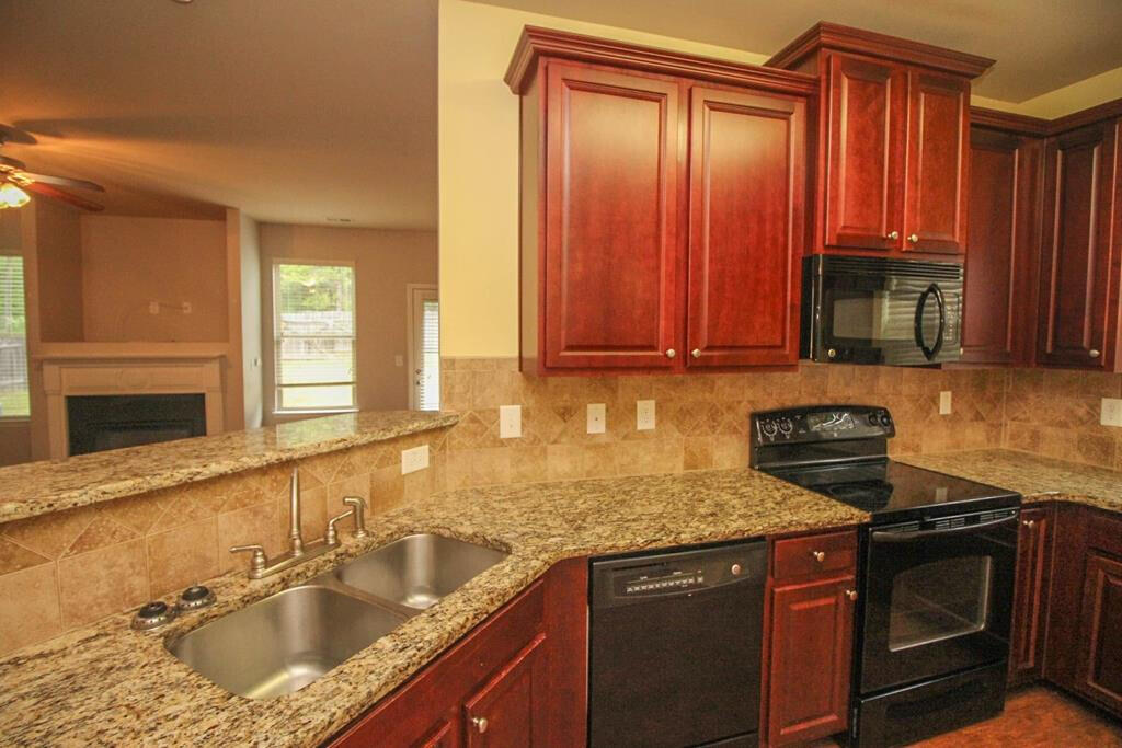 458 Lory Lane Grovetown, GA 30813 - Photo 11 of 37