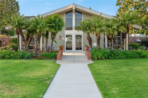 $450,000 | 150 East Fiesta Green, Port Hueneme, CA 93041