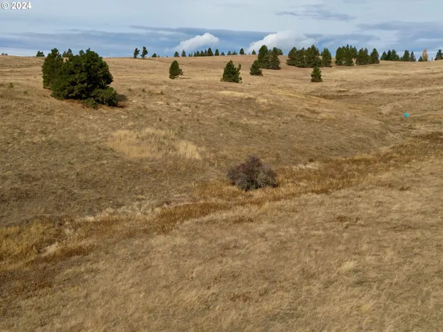 a view of lake view and mountain view