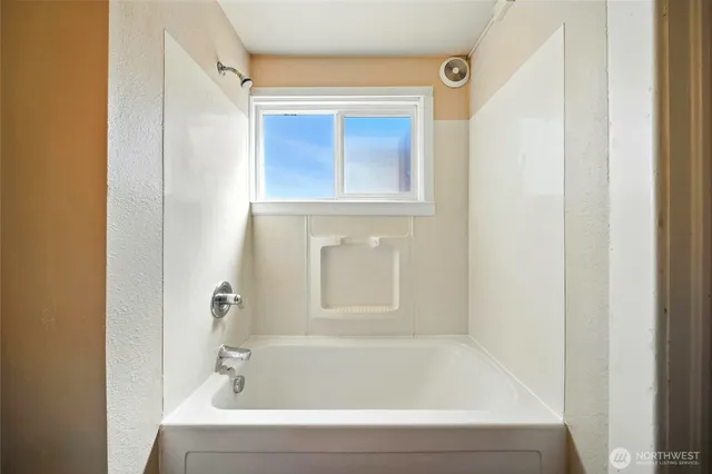 $329,000 | Undisclosed Address, Walla Walla, WA 99362