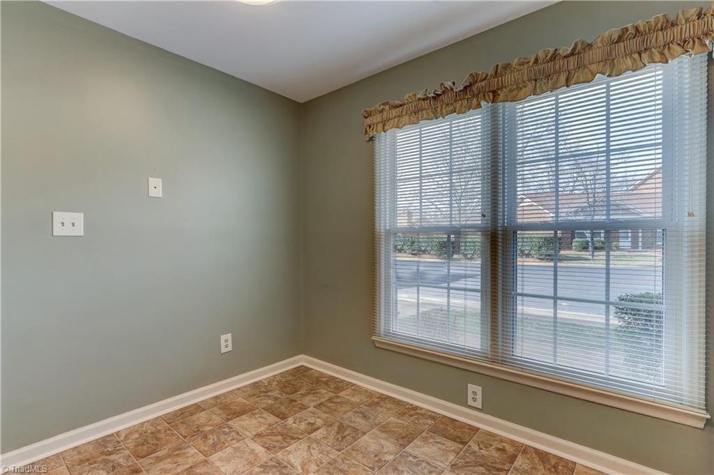 4901 Tower Road, Unit D Greensboro, NC 27410 - Photo 12 of 30 Breakfast Area