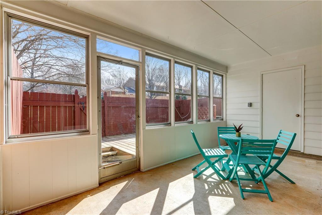 4901 Tower Road, Unit D Greensboro, NC 27410 - Photo 7 of 30 Sun Porch