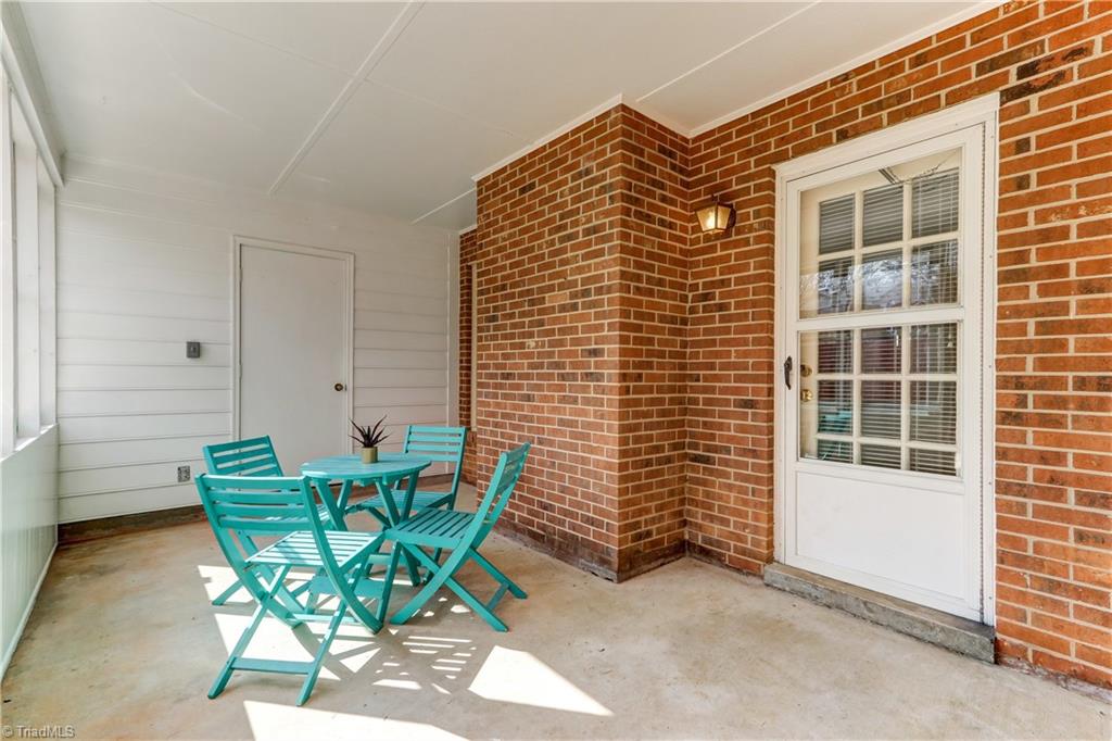 4901 Tower Road, Unit D Greensboro, NC 27410 - Photo 8 of 30 Sun Porch
