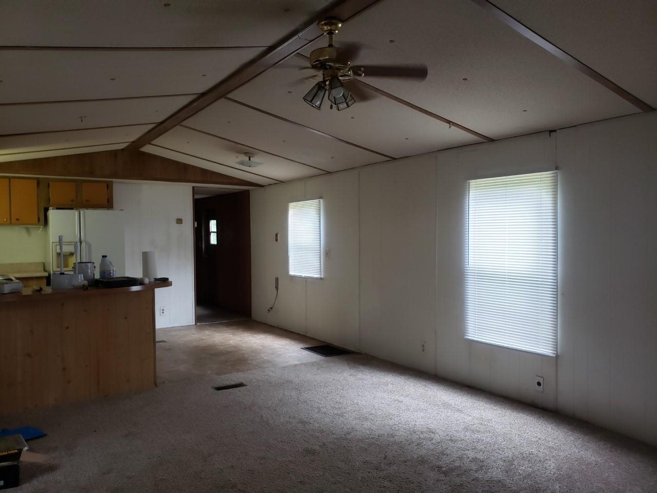 5370 Porter Rd Extension, Unit B St. Augustine, FL 32095 - Photo 6 of 19 Living room & Kitchen