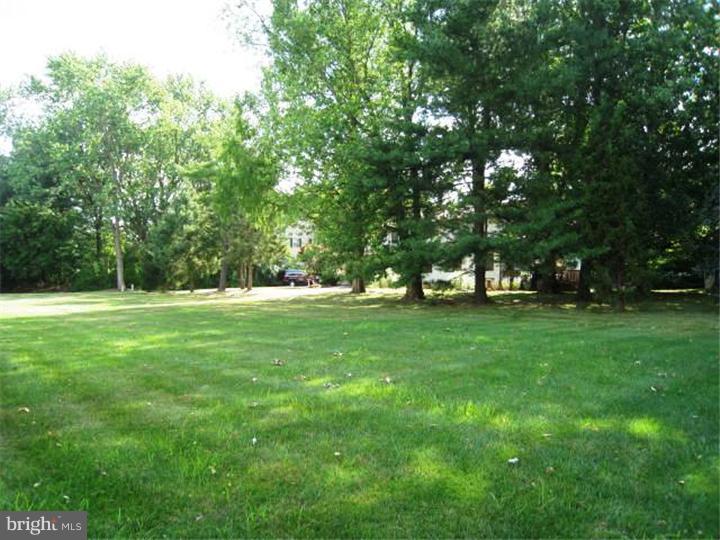 367 Ramsey Road Yardley, PA 19067 - Photo 21 of 21 Exterior Back