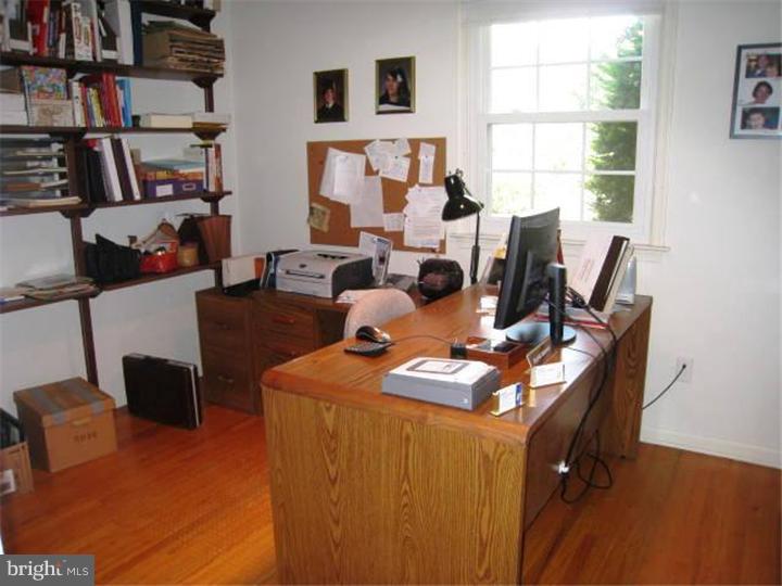 367 Ramsey Road Yardley, PA 19067 - Photo 10 of 21 Office / Study