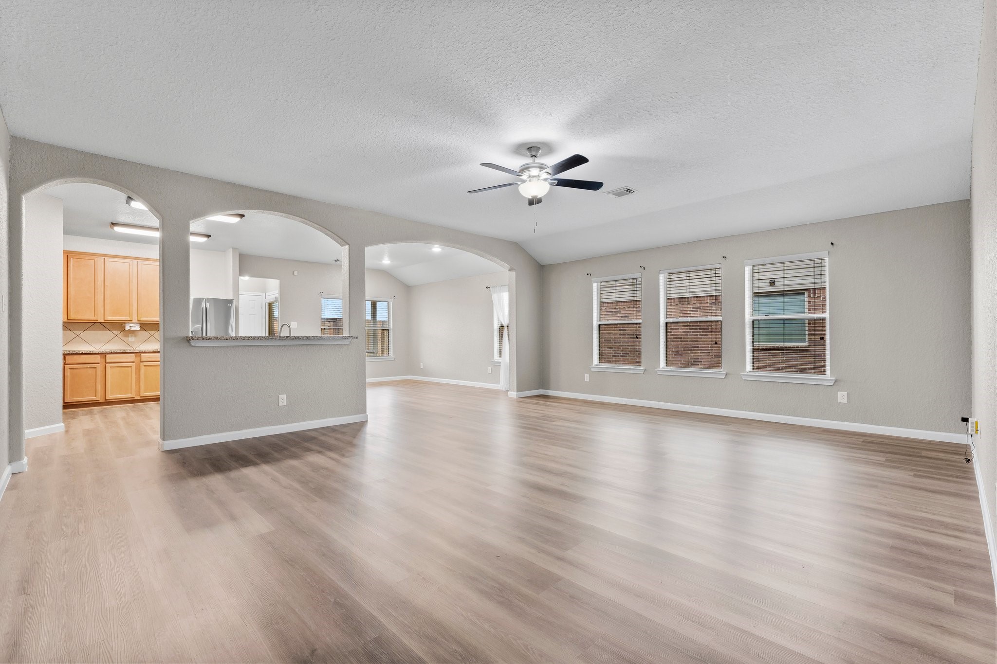 22014 Briarvine Court Spring, TX 77389 - Photo 13 of 43 Gallery Image 13