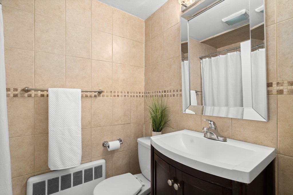 18 Travis Drive Newton, MA 02467 - Photo 13 of 21