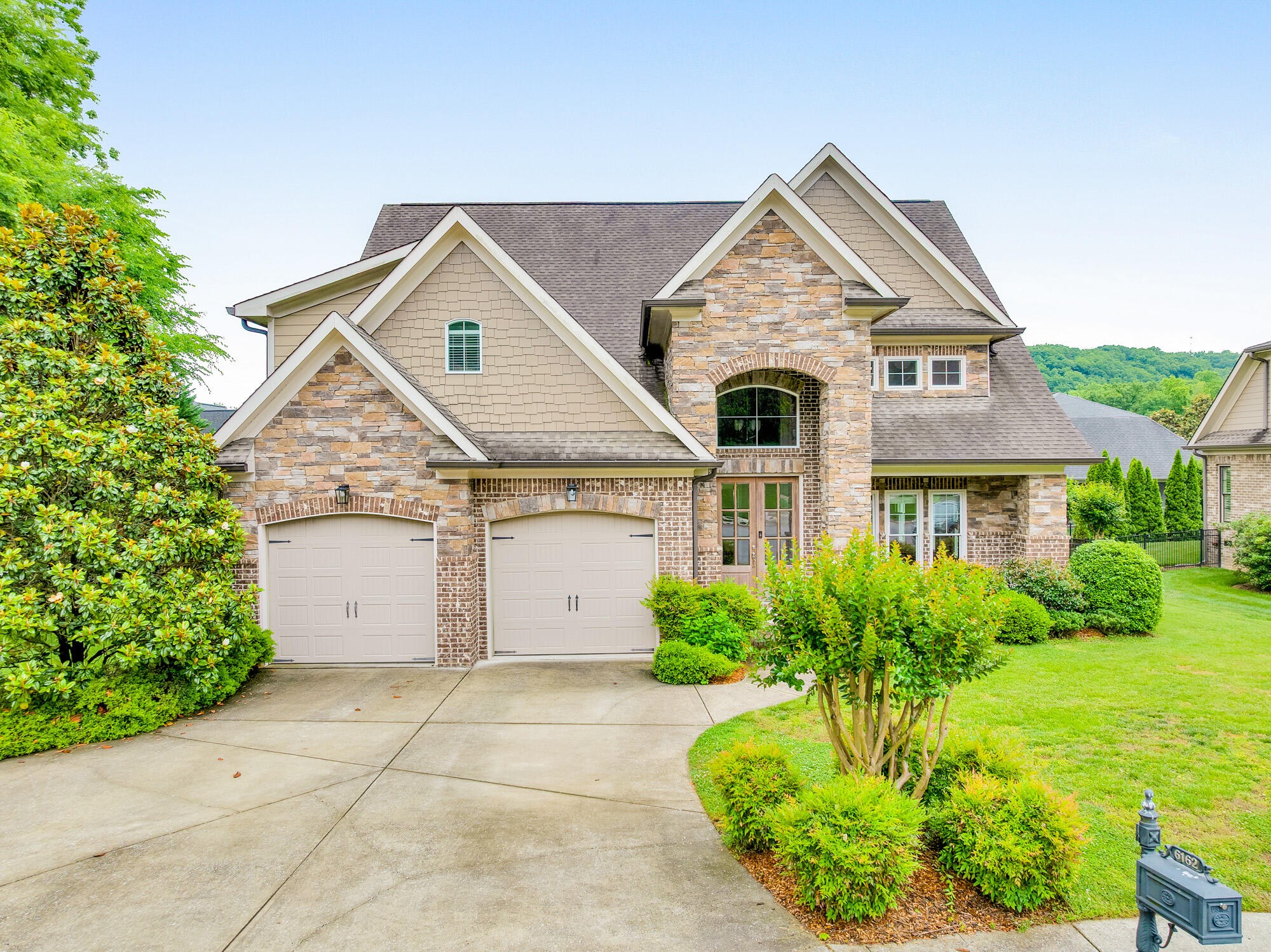 6162 Deep Canyon Road Hixson, TN 37343 - Photo 3 of 9 Gallery Image 3
