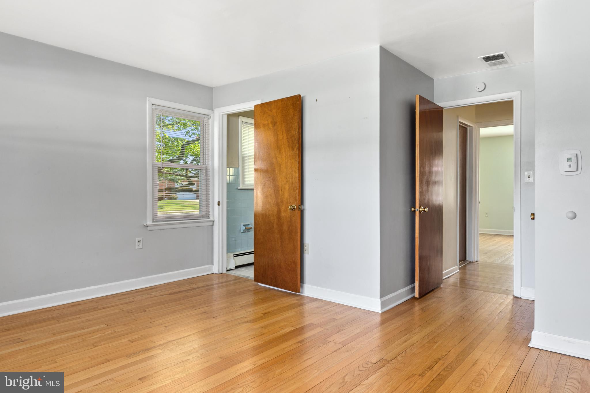 24 Meadow Road Pennsville, NJ 08070 - Photo 16 of 35 Master Bedroom